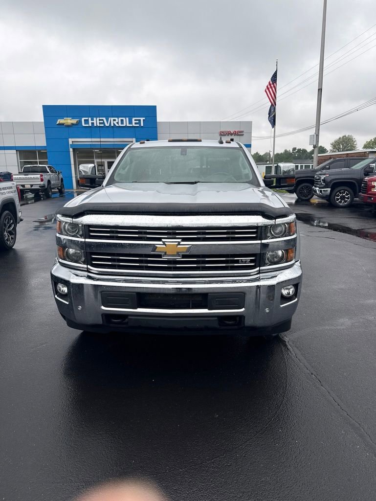Used 2018 Chevrolet Silverado 2500 LTZ w/ LTZ Plus Package AWD/4WD image 2