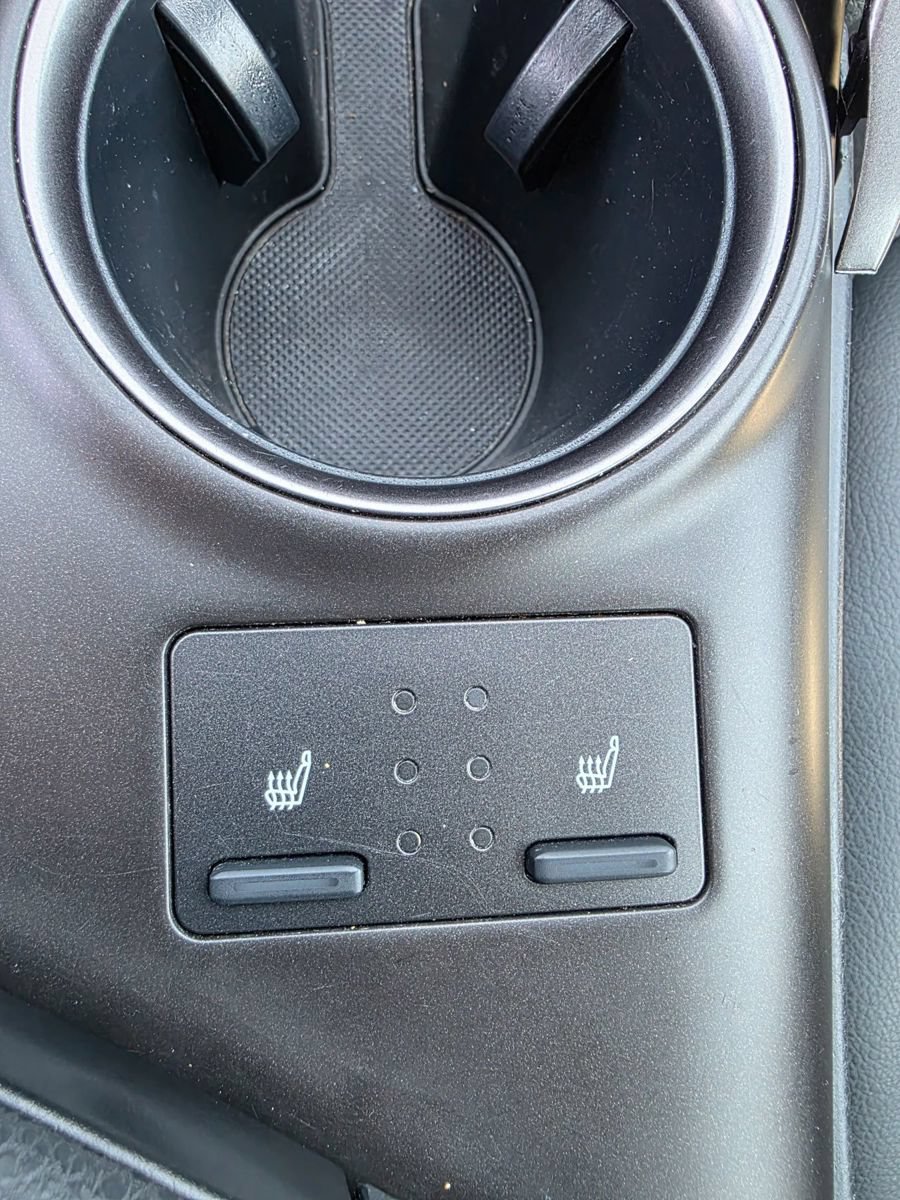 Used 2023 Toyota Camry SE FWD image 19