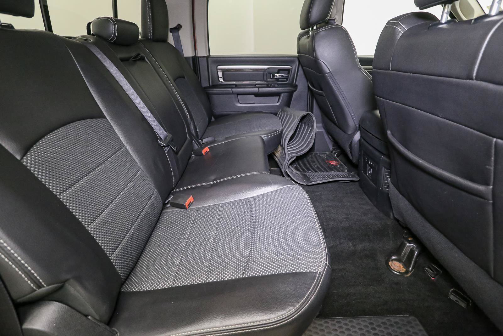 Used 2016 RAM 1500 Sport AWD/4WD image 18