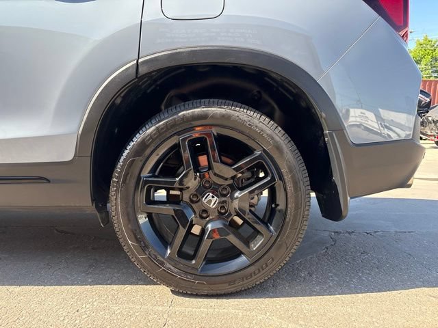 Used 2024 Honda Passport Black Edition image 9