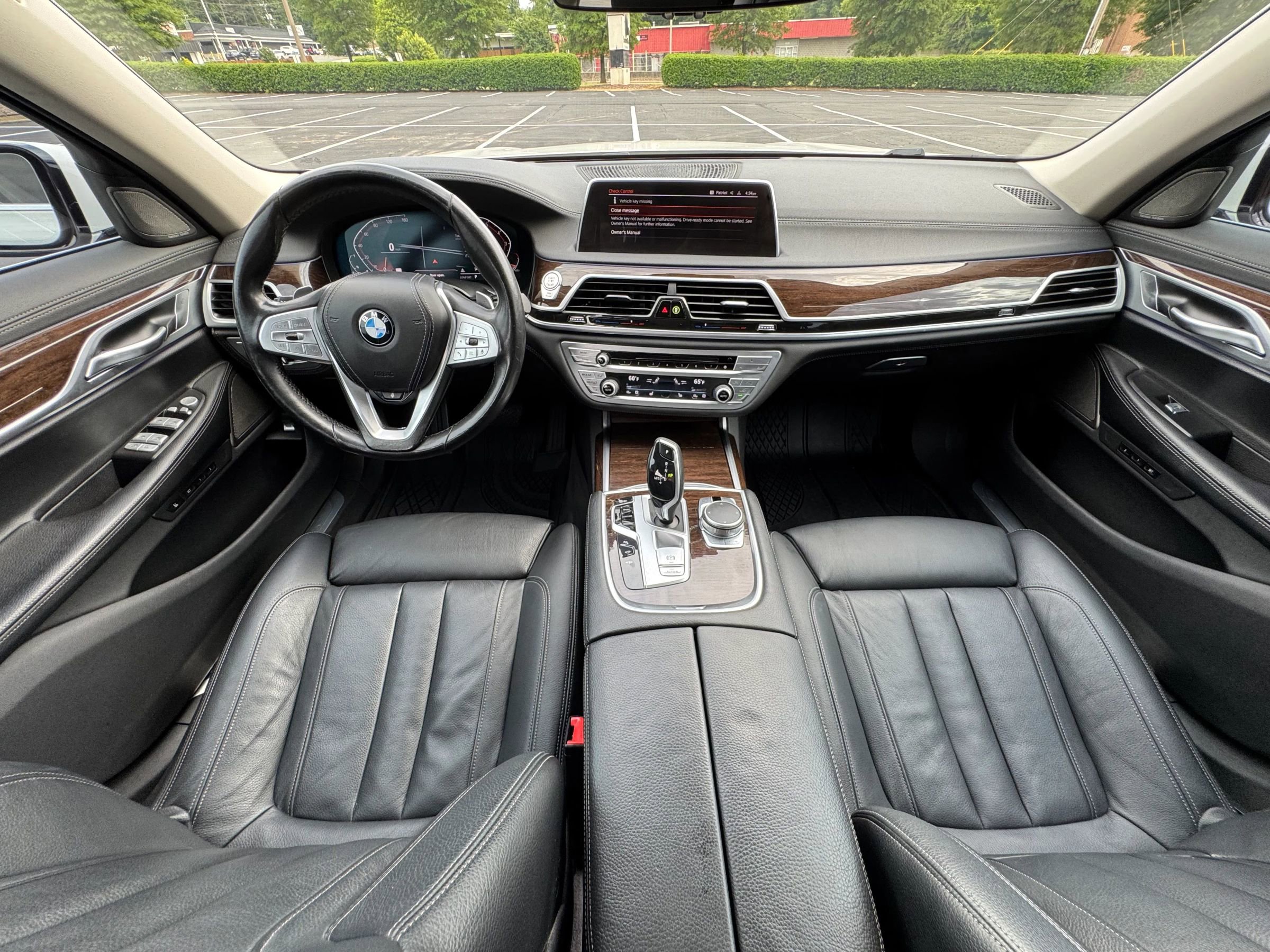 Used 2020 BMW 740i image 15