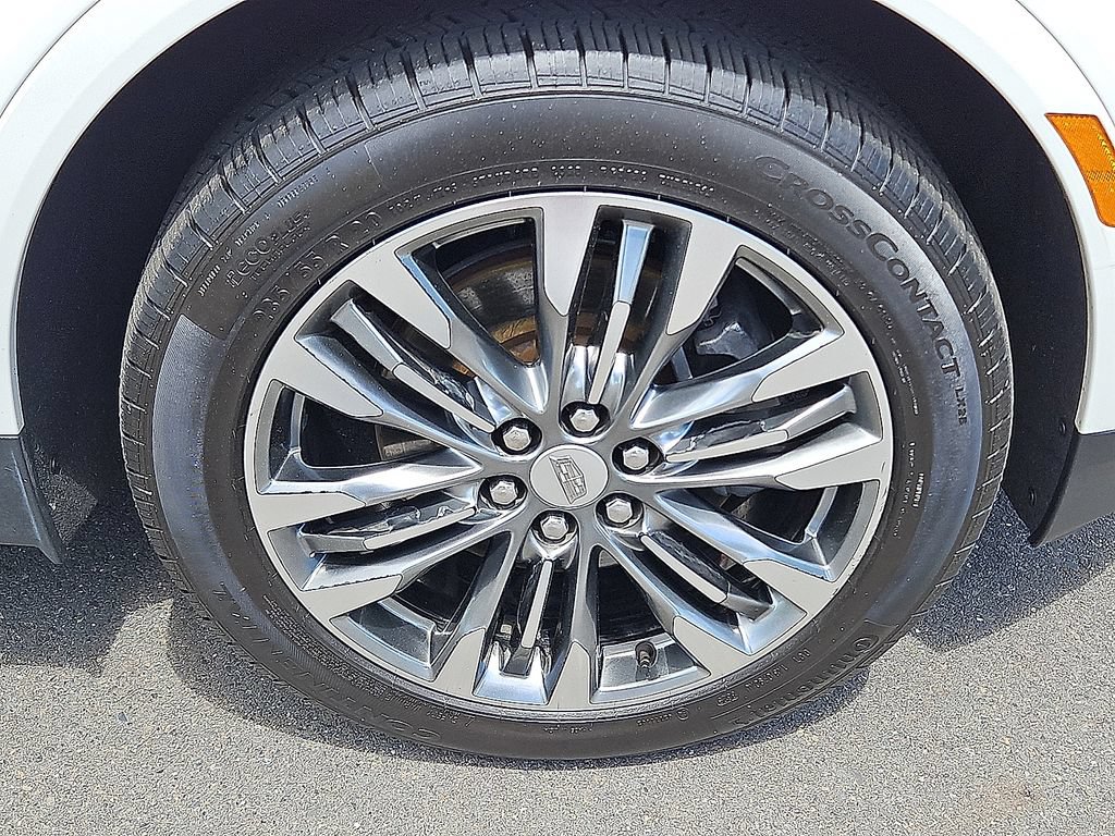 Used 2018 Cadillac XT5 Premium Luxury w/ Driver Assist Package AWD/4WD image 29