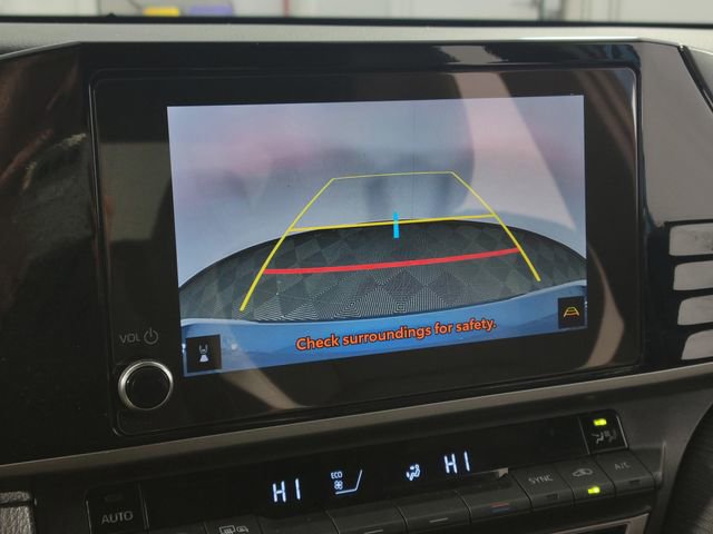 Used 2025 Toyota Camry SE image 18