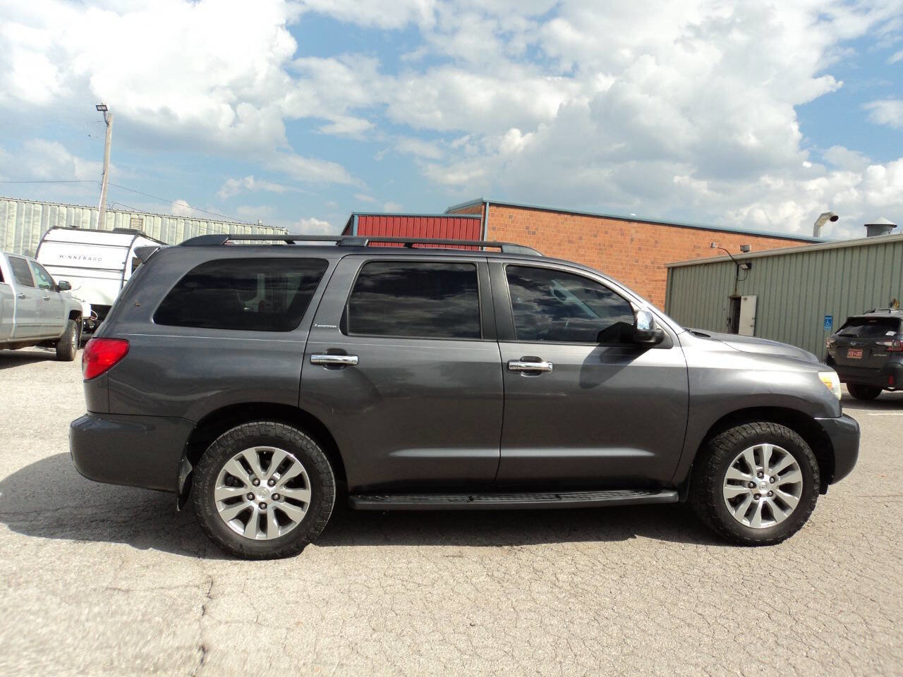 Used 2014 Toyota Sequoia Limited image 6