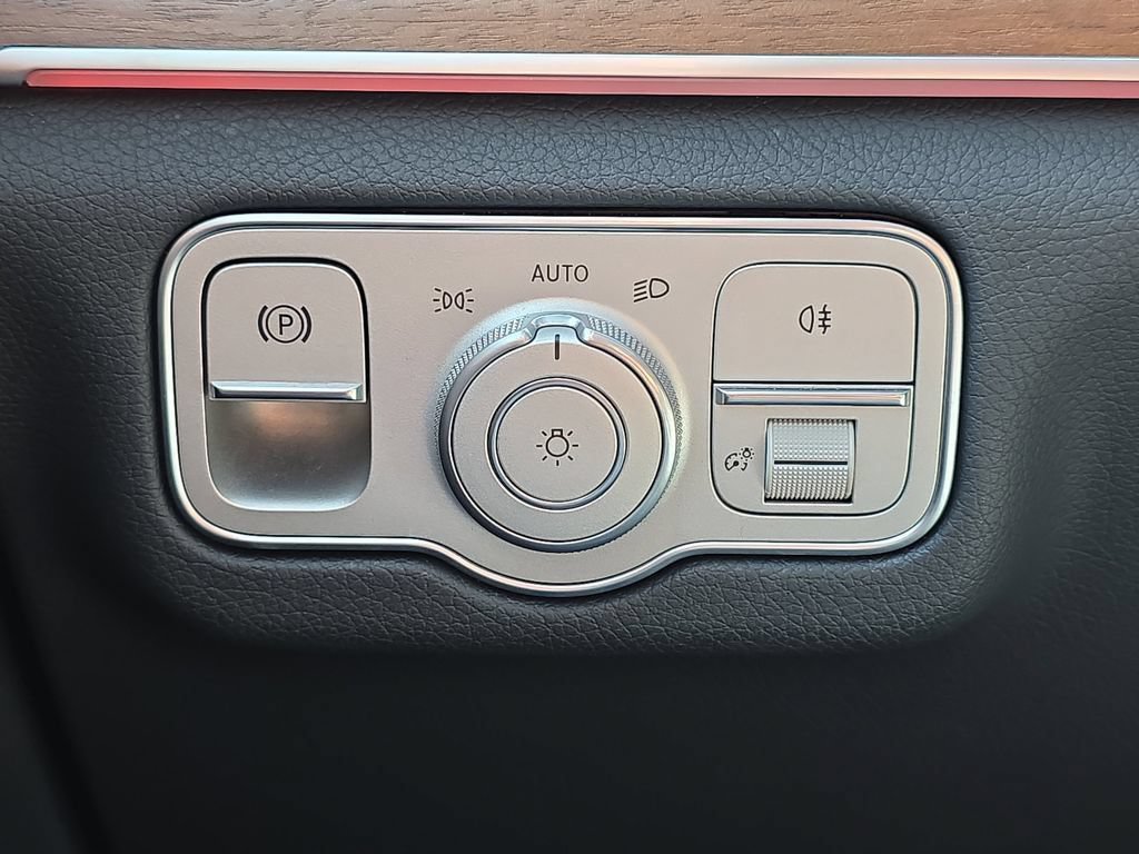 Used 2025 Mercedes-Benz GLE 350 4MATIC image 30