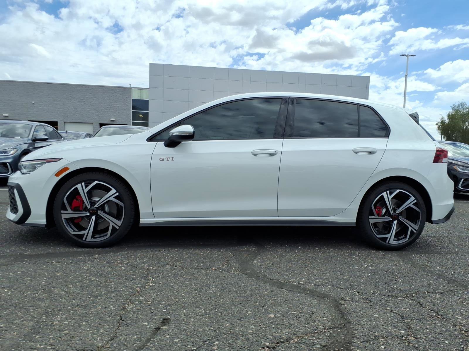 New 2026 Volkswagen GTI SE image 4