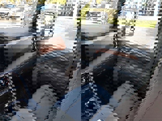 Used 2024 GMC Sierra 3500 Denali image 54