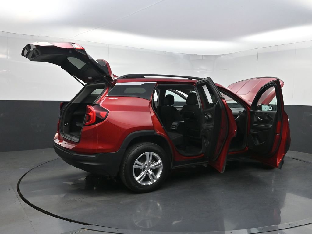 Used 2022 GMC Terrain SLE w/ Driver Convenience Package AWD/4WD image 36