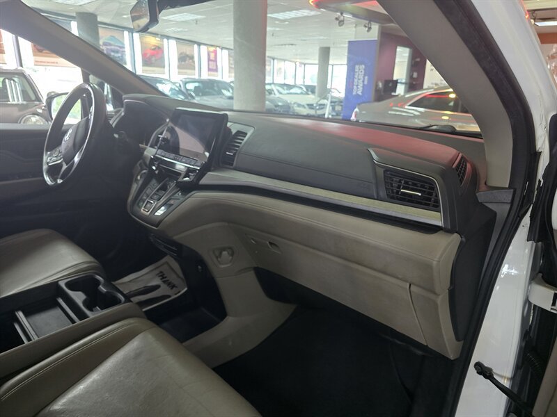 Used 2018 Honda Odyssey EX-L image 15