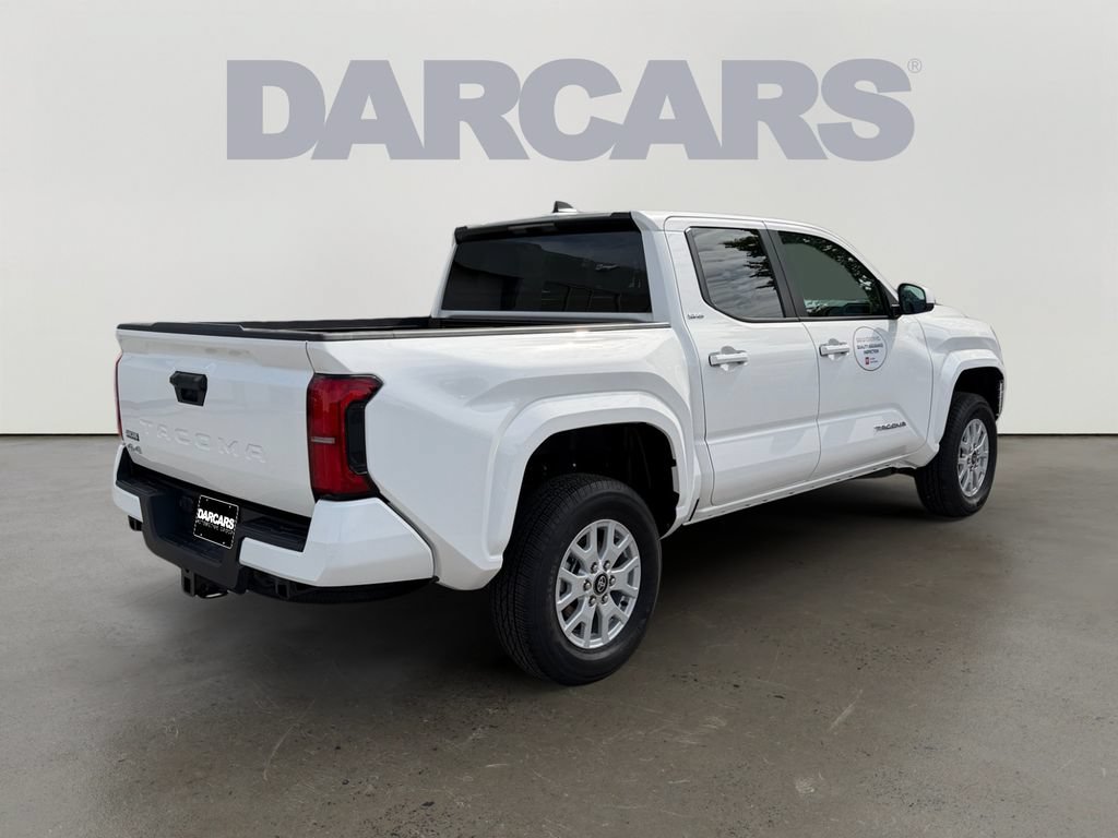 Certified 2026 Toyota Tacoma SR5 AWD/4WD image 7
