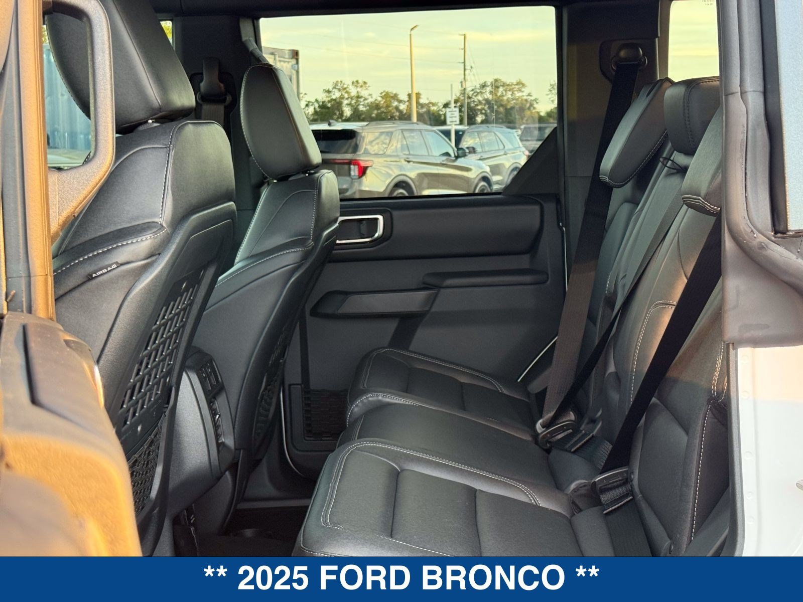 New 2025 Ford Bronco Badlands AWD/4WD image 38