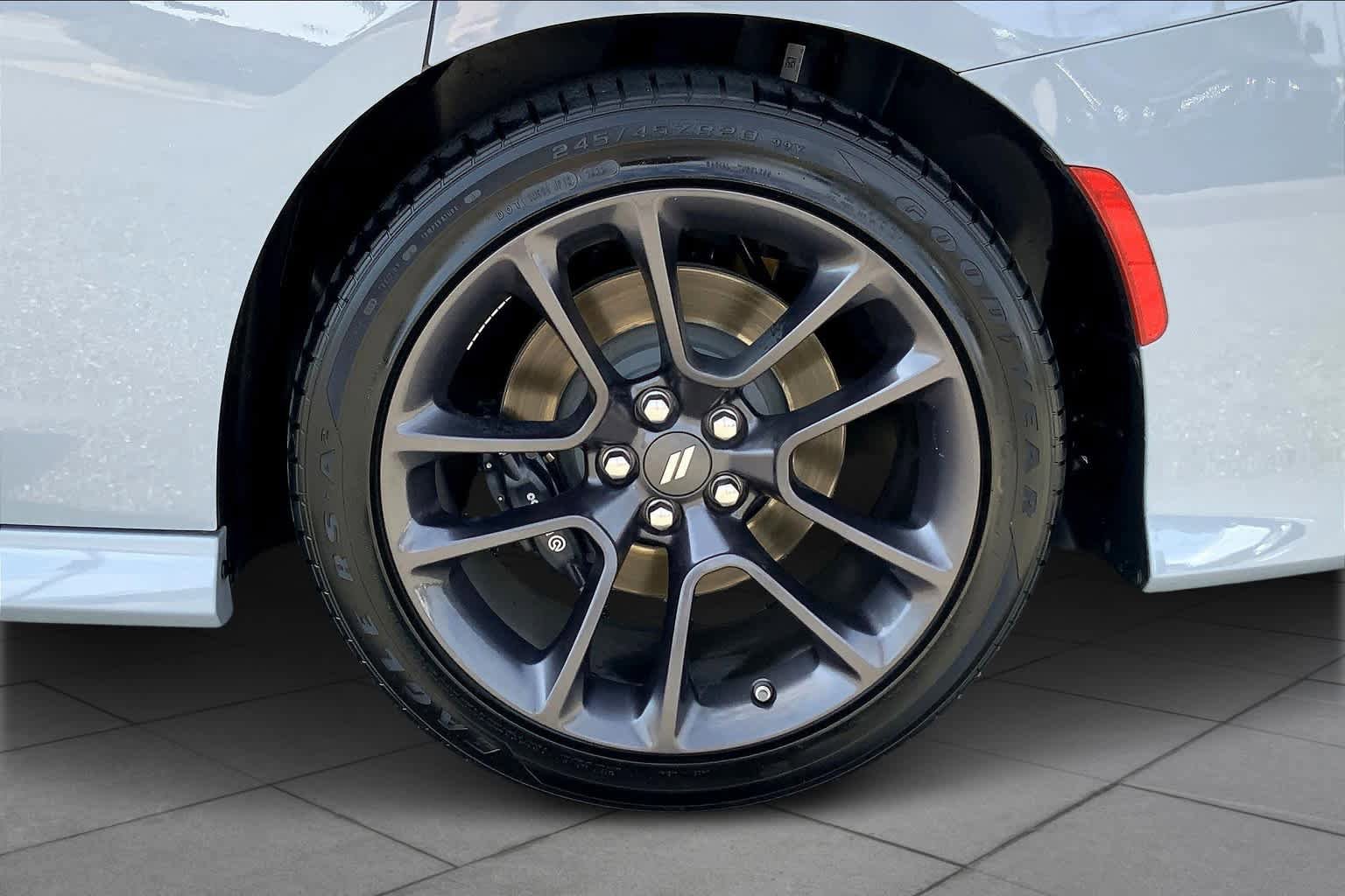 Used 2022 Dodge Charger Scat Pack w/ Plus Group RWD image 11
