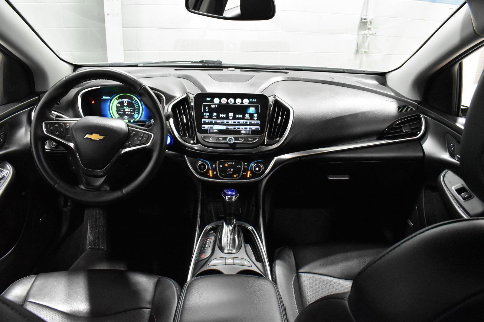 Used 2018 Chevrolet Volt Premier image 5