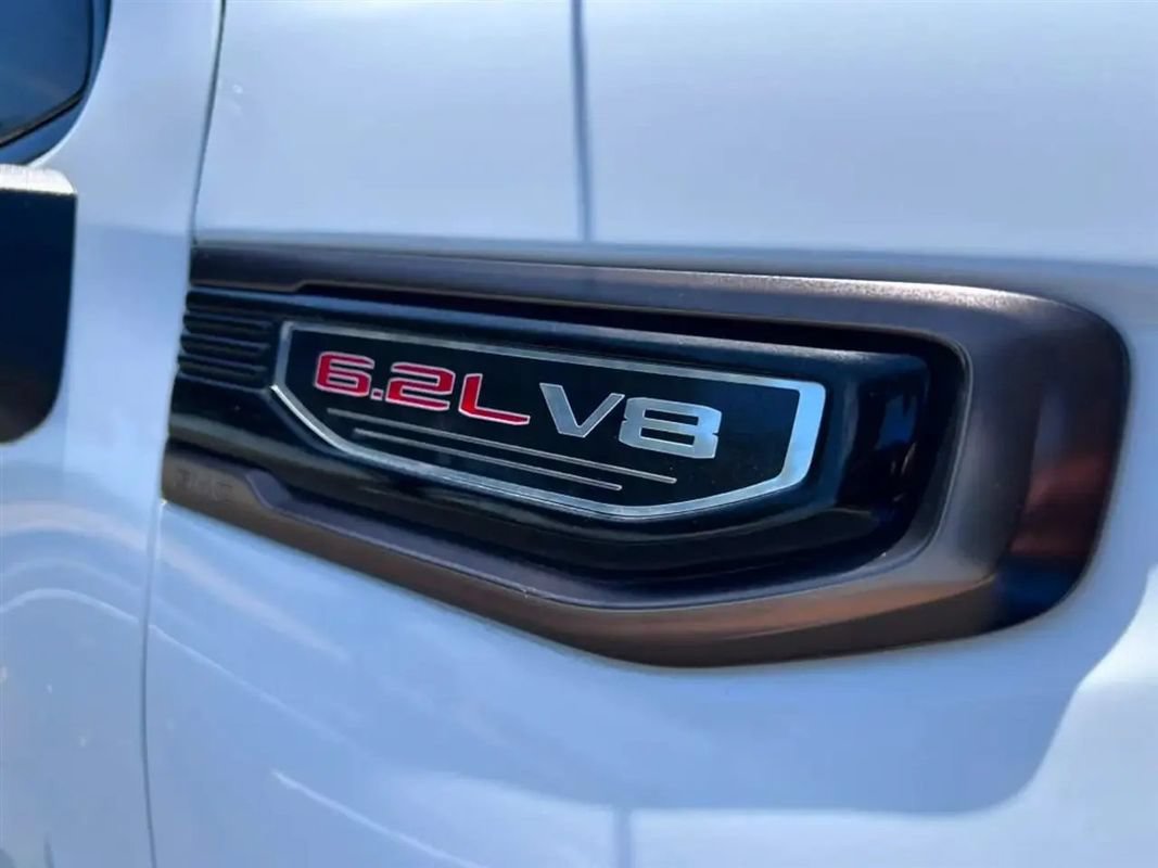 Used 2024 GMC Sierra 1500 AT4X AWD/4WD image 14