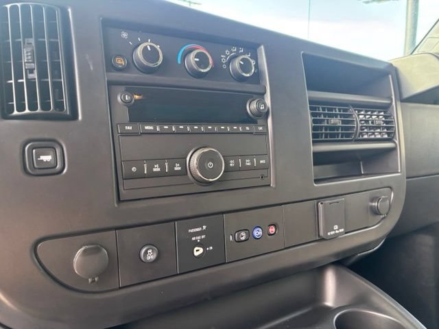 New 2026 Chevrolet Express 3500 LS w/ Chrome Appearance Package RWD image 19