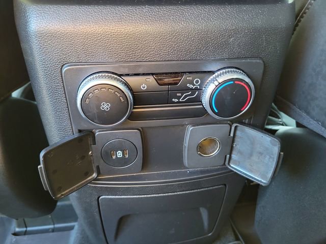 Used 2023 Ford Explorer XLT w/ Equipment Group 202A image 14