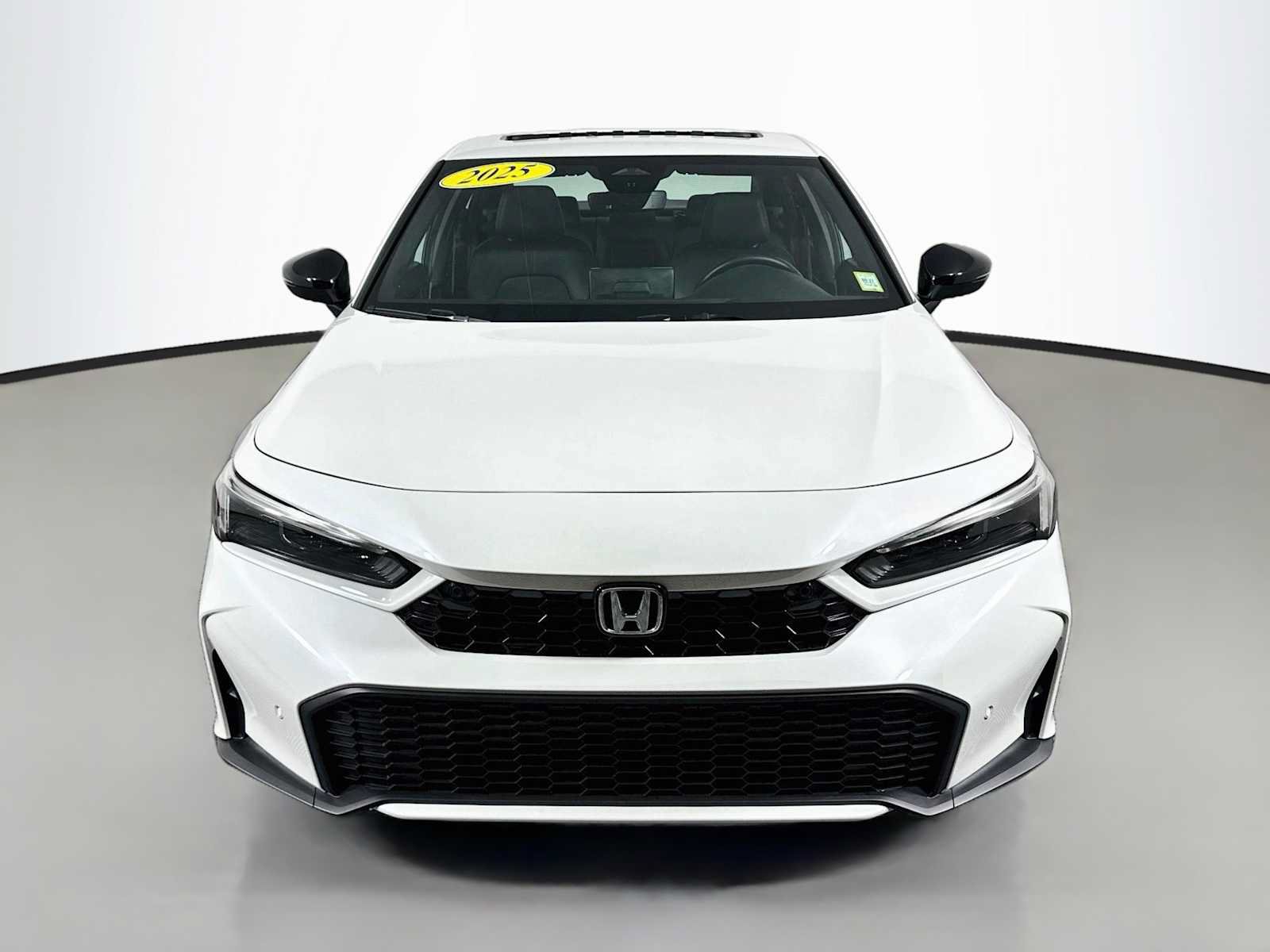 Certified 2025 Honda Civic Sport Touring image 2