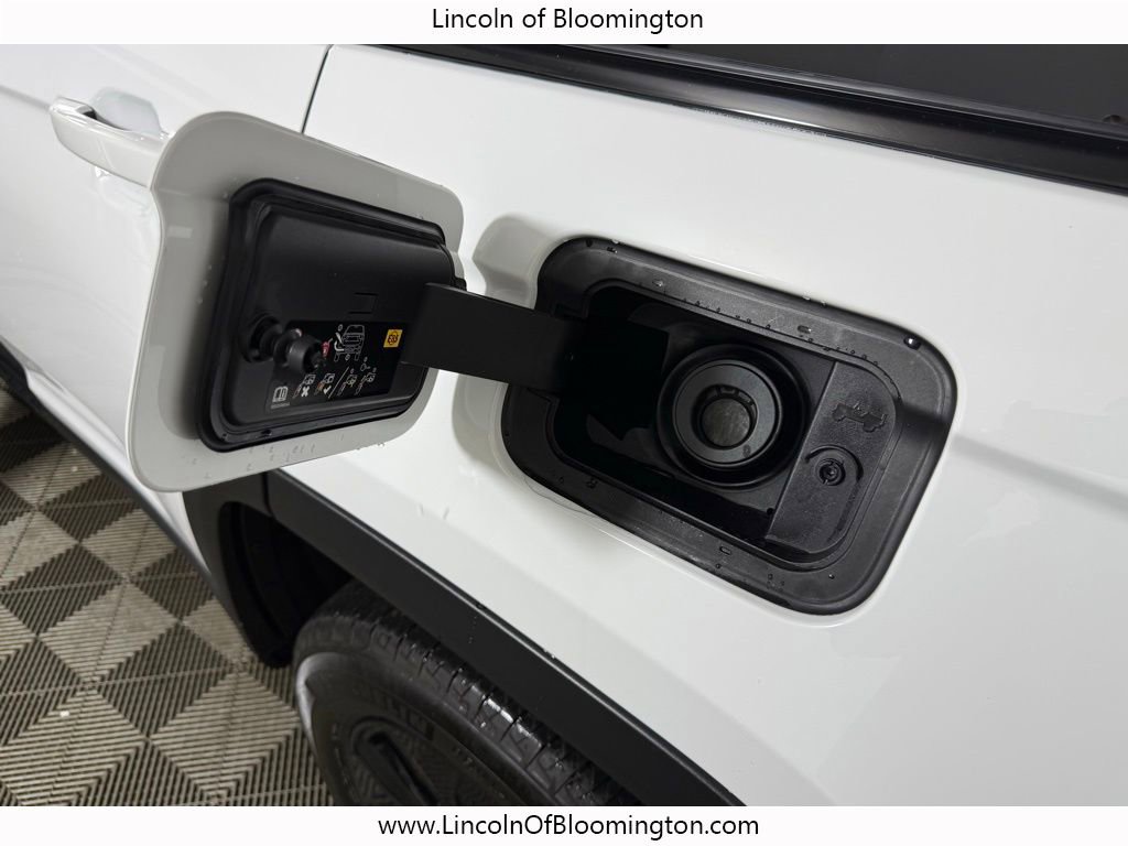 Used 2024 Jeep Grand Cherokee Limited 4xe image 16