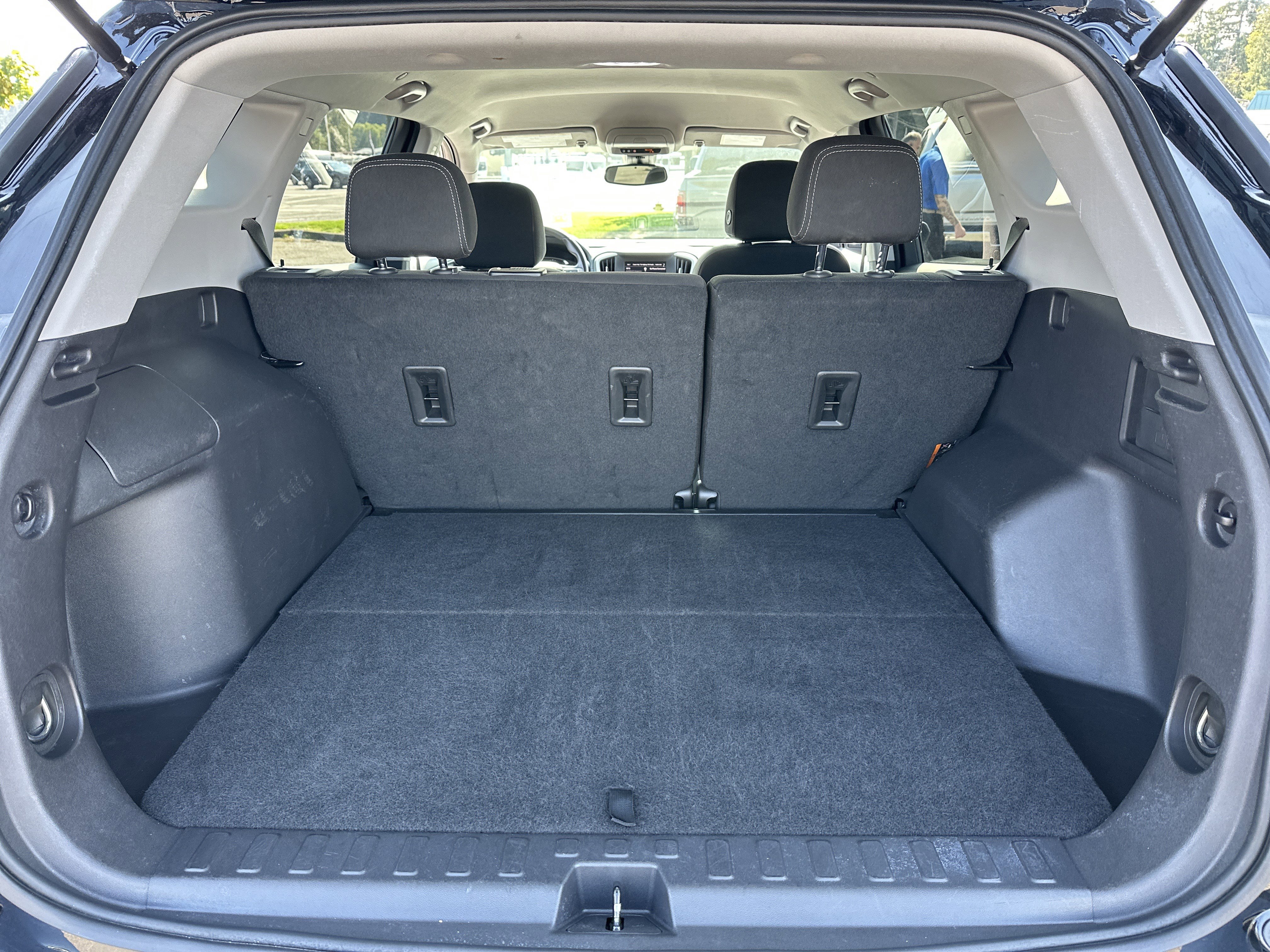 Used 2024 GMC Terrain SLE image 5