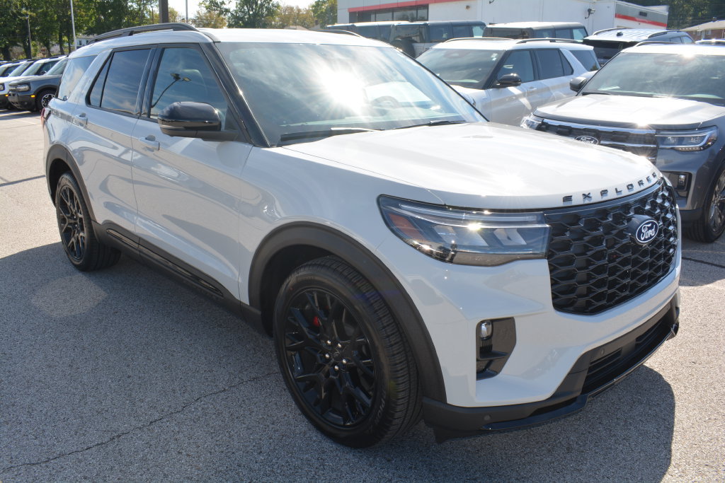 New 2027 Ford Explorer ST w/ Sun And Sound Package AWD/4WD image 3