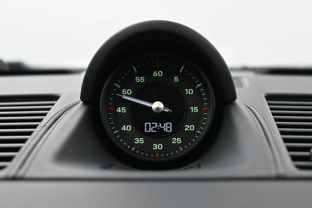 Certified 2024 Porsche 911 GT3 RS RWD image 11