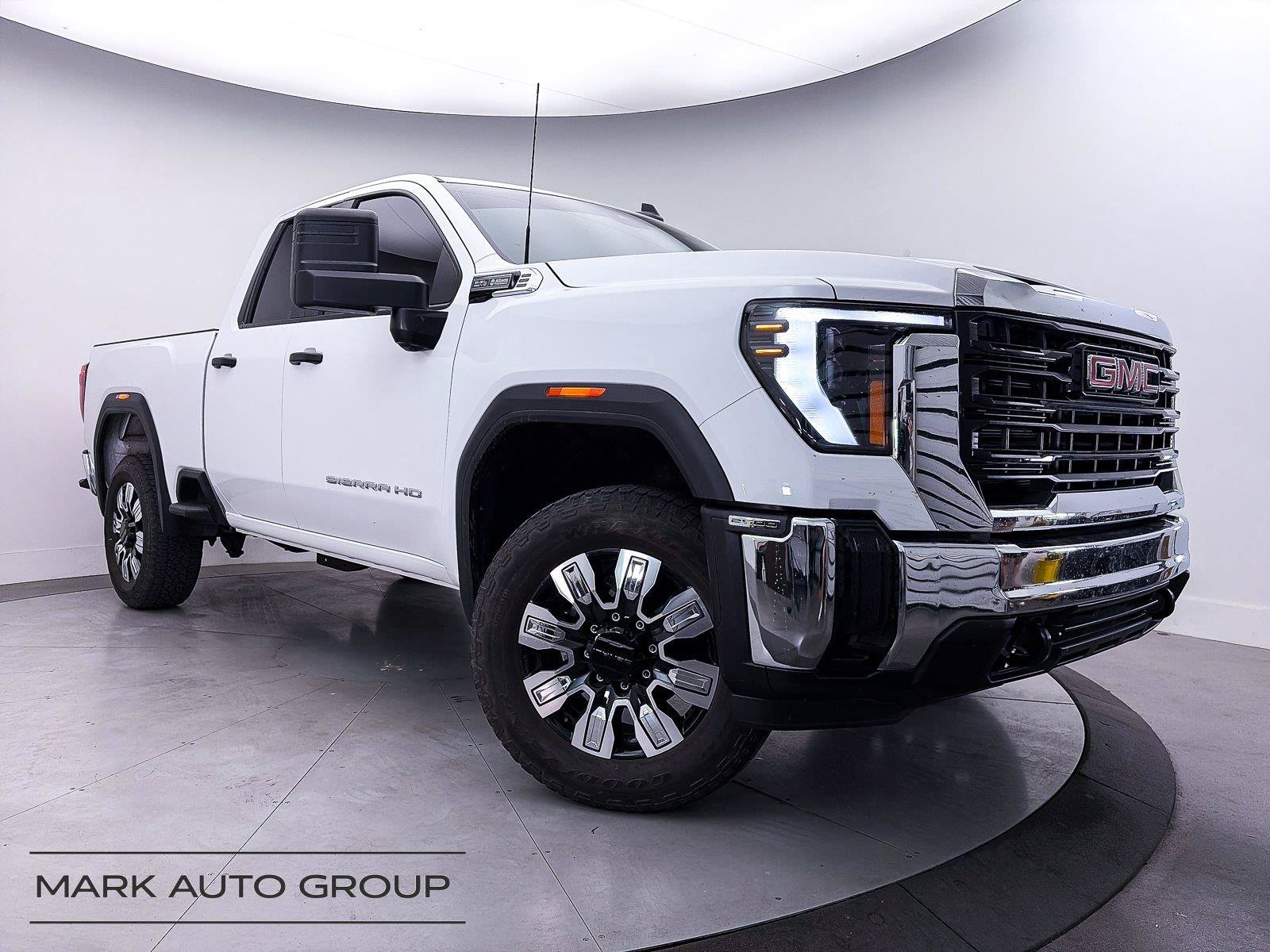 Used 2025 GMC Sierra 2500 Pro RWD image 1