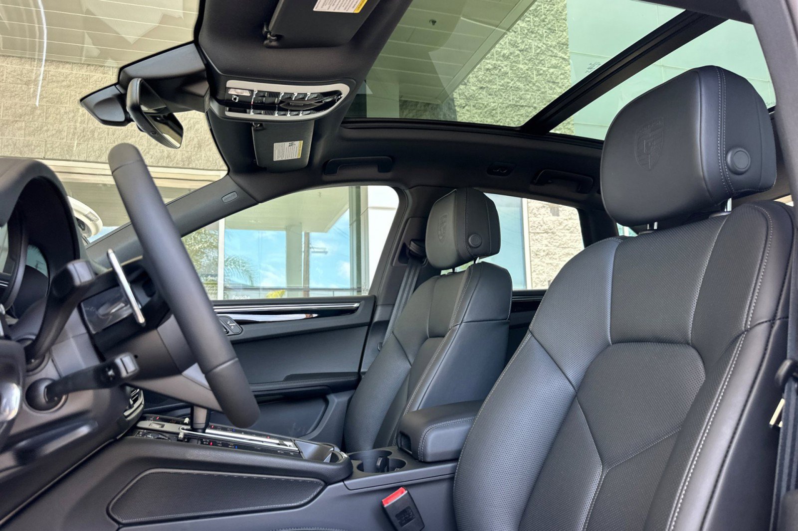 New 2026 Porsche Macan S AWD/4WD image 5