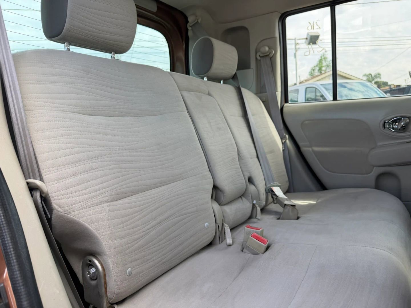 Used 2011 Nissan Cube 1.8 S w/ Interior Designer Pkg image 19