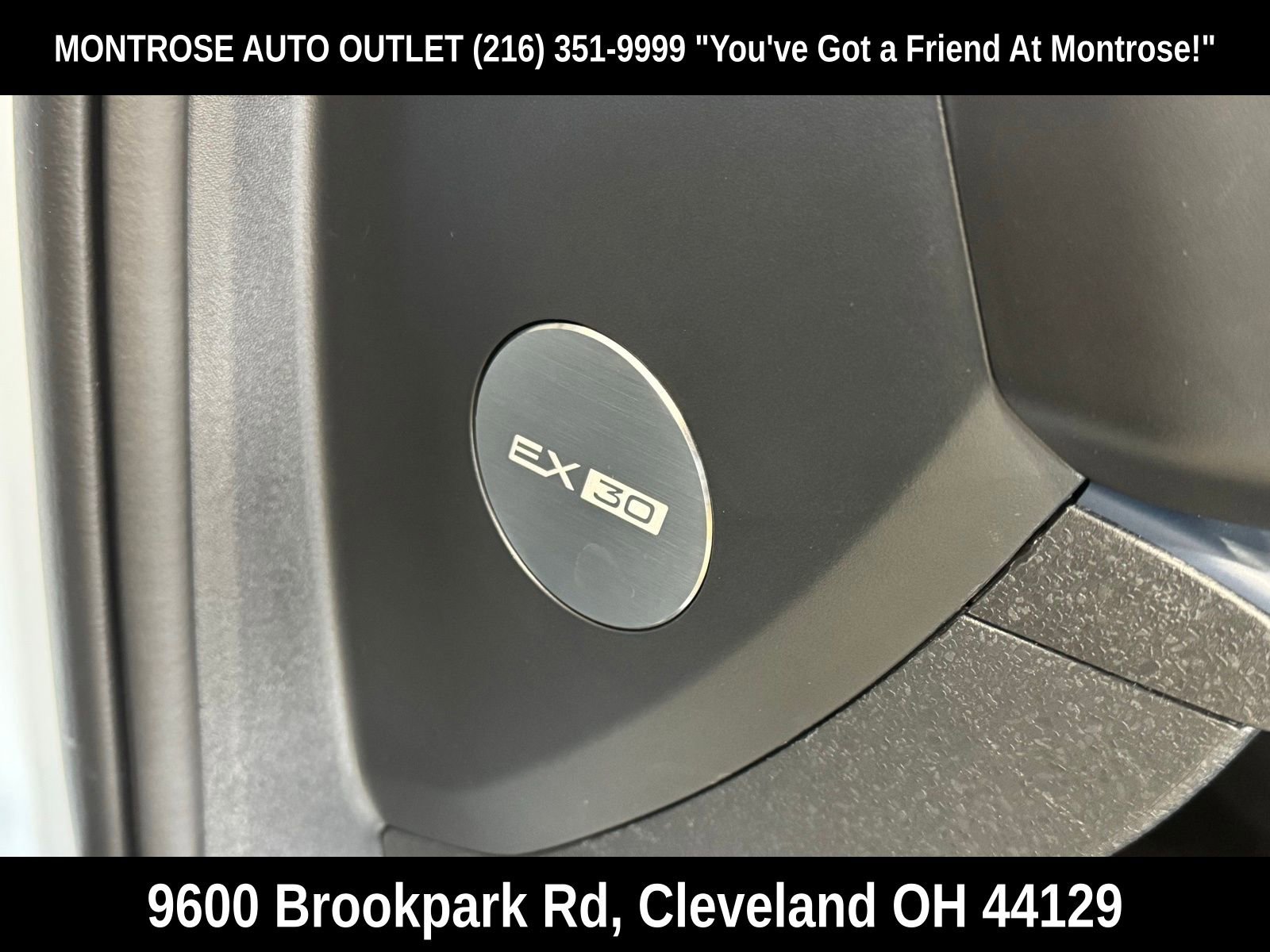 New 2025 Volvo EX30 Plus w/ Protection Package Premier image 16