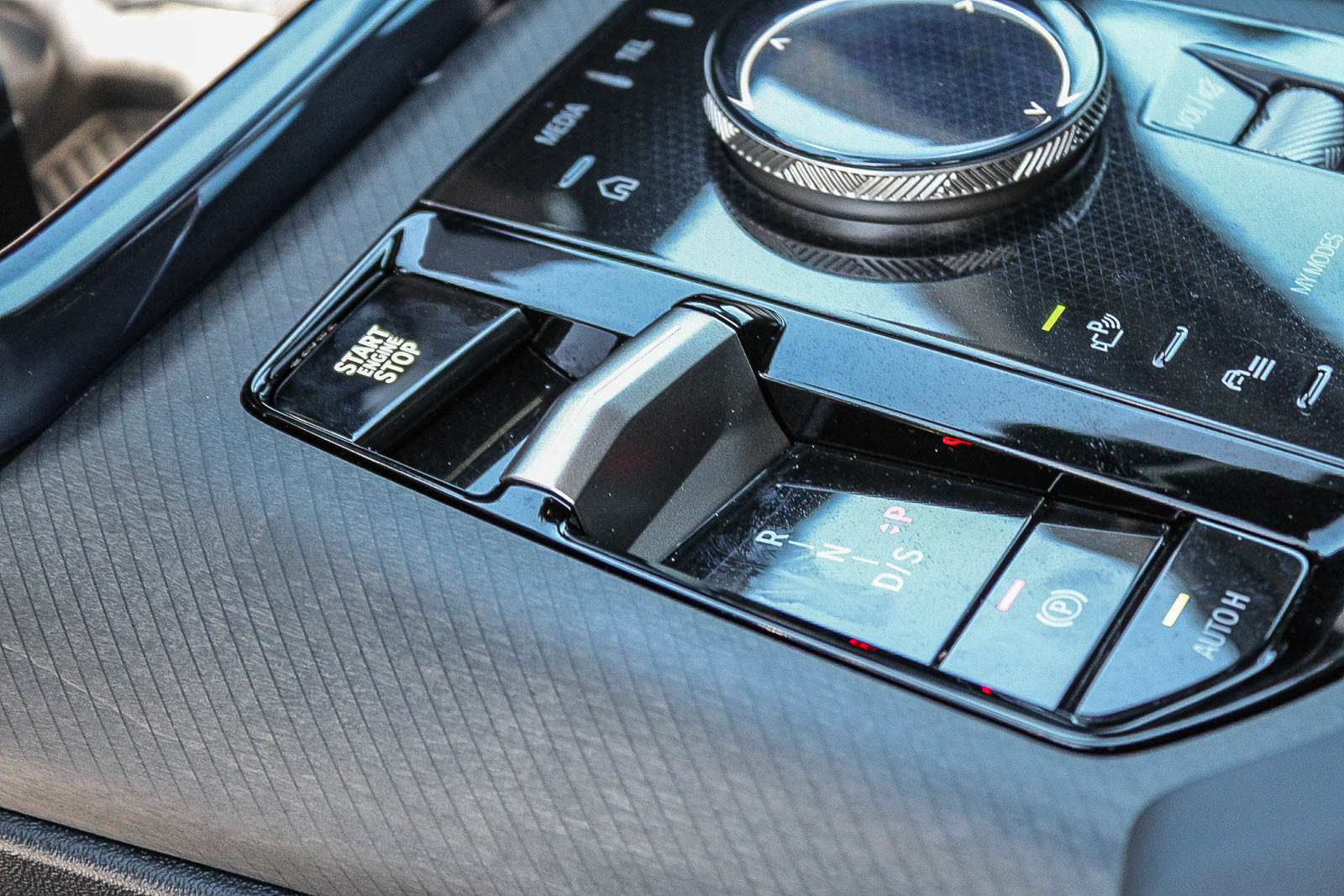 Certified 2025 BMW X3 xDrive30i w/ Convenience Package image 19