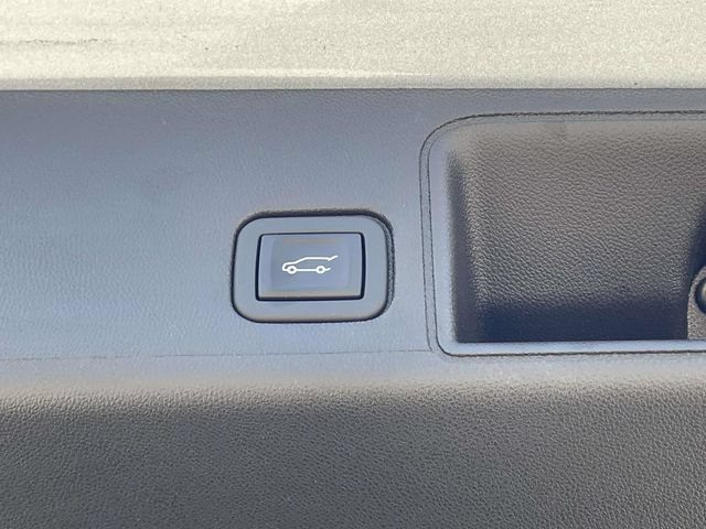 Used 2023 GMC Terrain AT4 w/ Tech Package AWD/4WD image 14