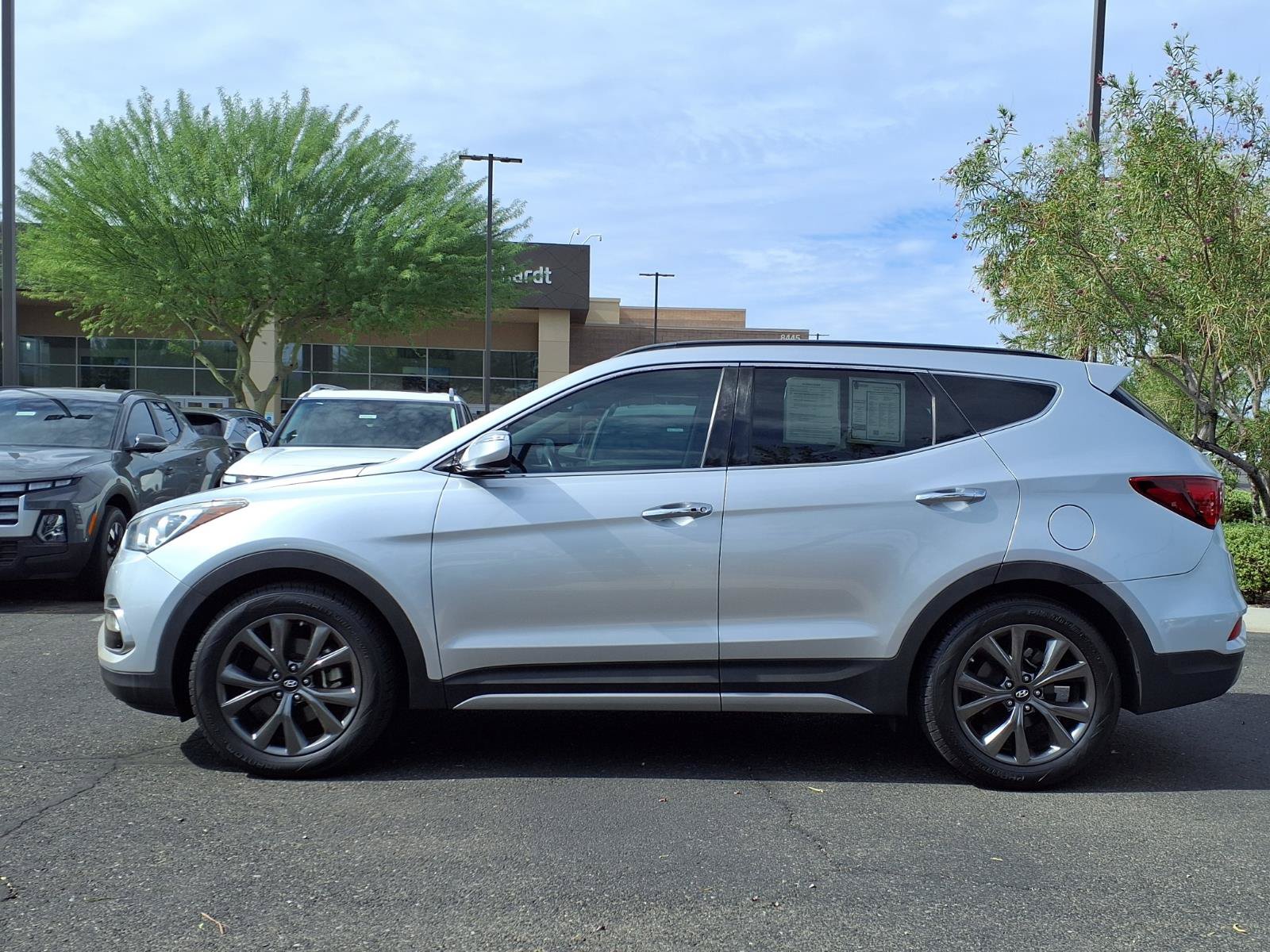 Used 2018 Hyundai Santa Fe Sport FWD image 3