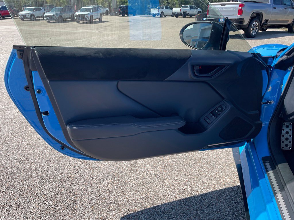 Used 2022 Toyota GR86 Premium RWD image 14