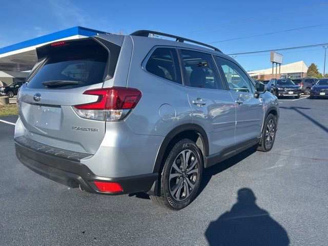 Used 2021 Subaru Forester Limited image 4
