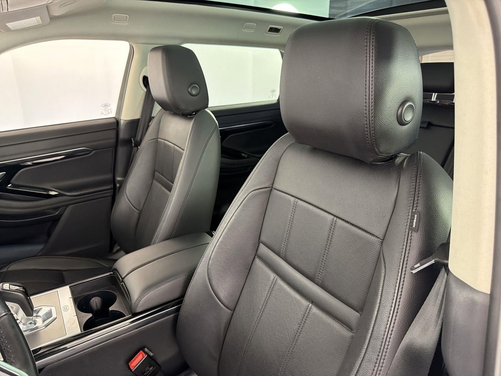 Certified 2022 Land Rover Range Rover Evoque S image 25