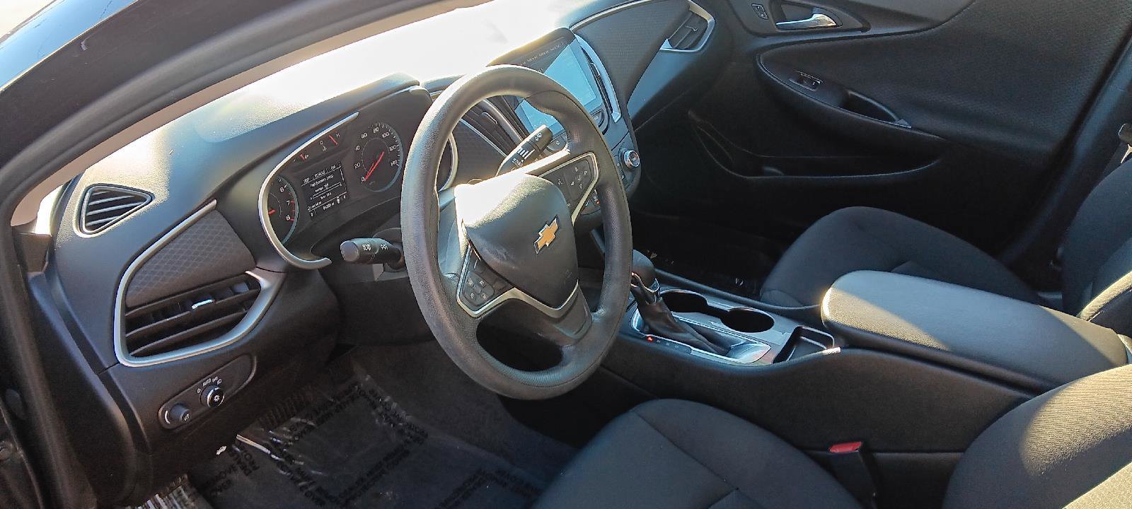 Used 2022 Chevrolet Malibu LS image 5