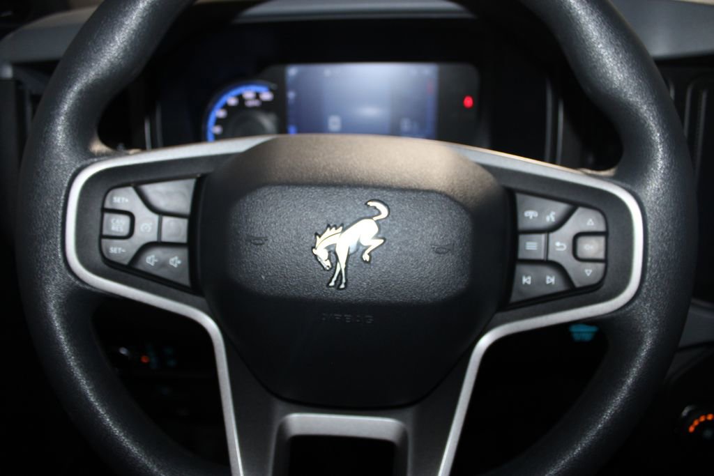 Used 2023 Ford Bronco 4-Door image 32