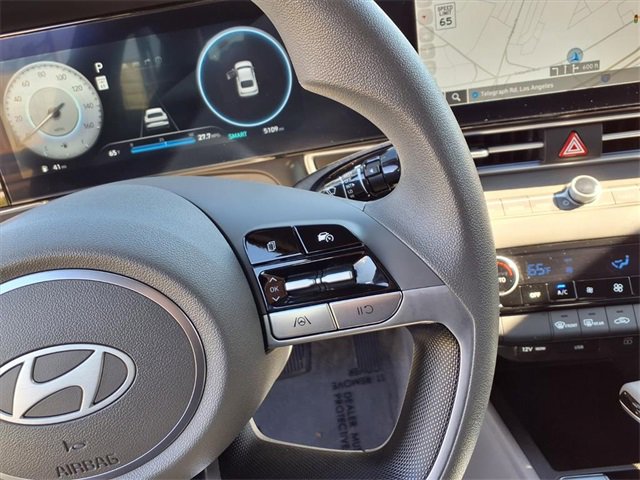 Used 2024 Hyundai Elantra SEL image 17