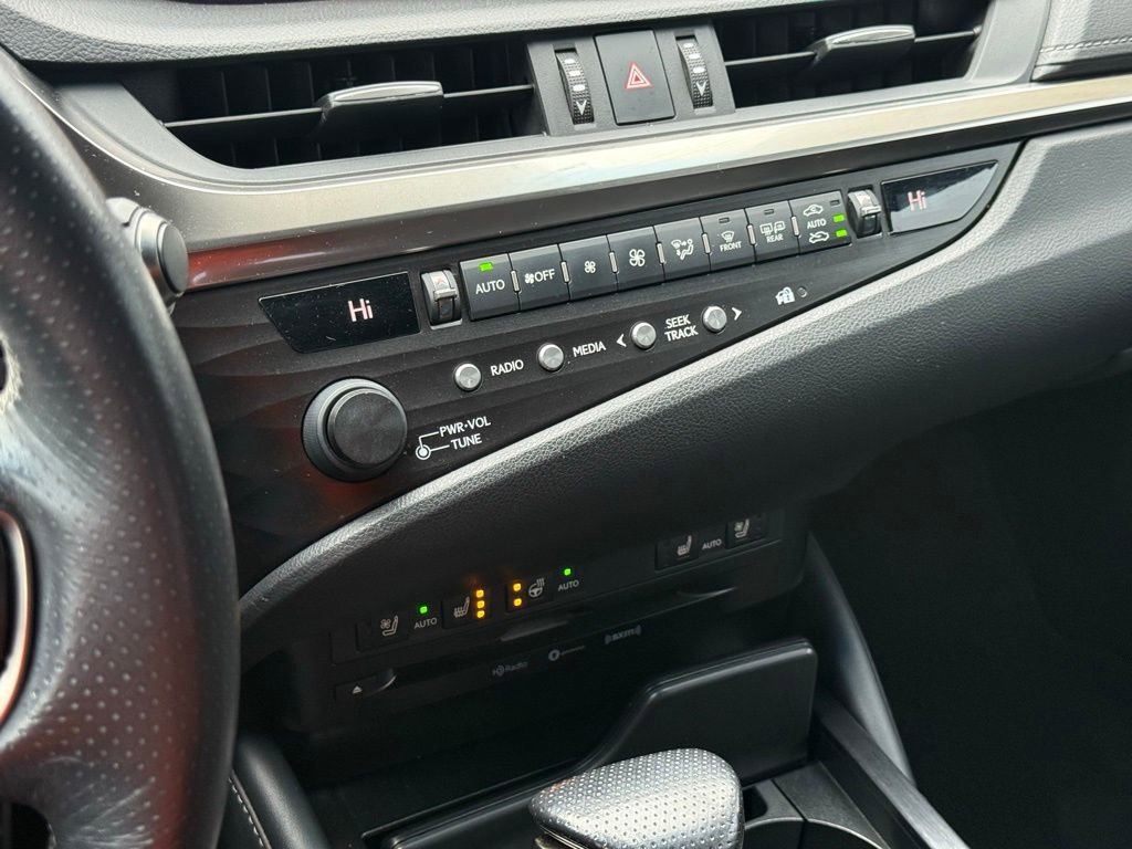 Certified 2020 Lexus ES 350 F Sport w/ Accessory Package 2 image 36