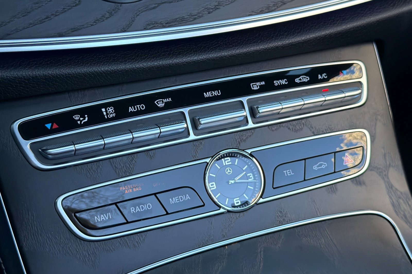 Used 2019 Mercedes-Benz E 450 Cabriolet image 28