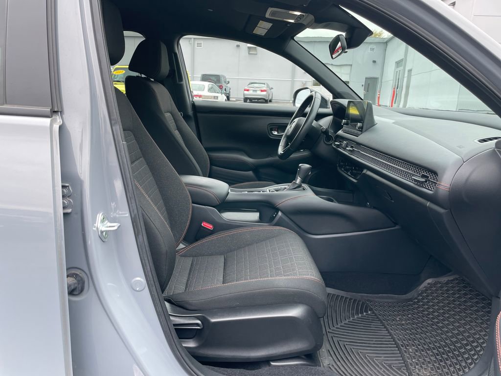 Used 2024 Honda HR-V Sport image 12