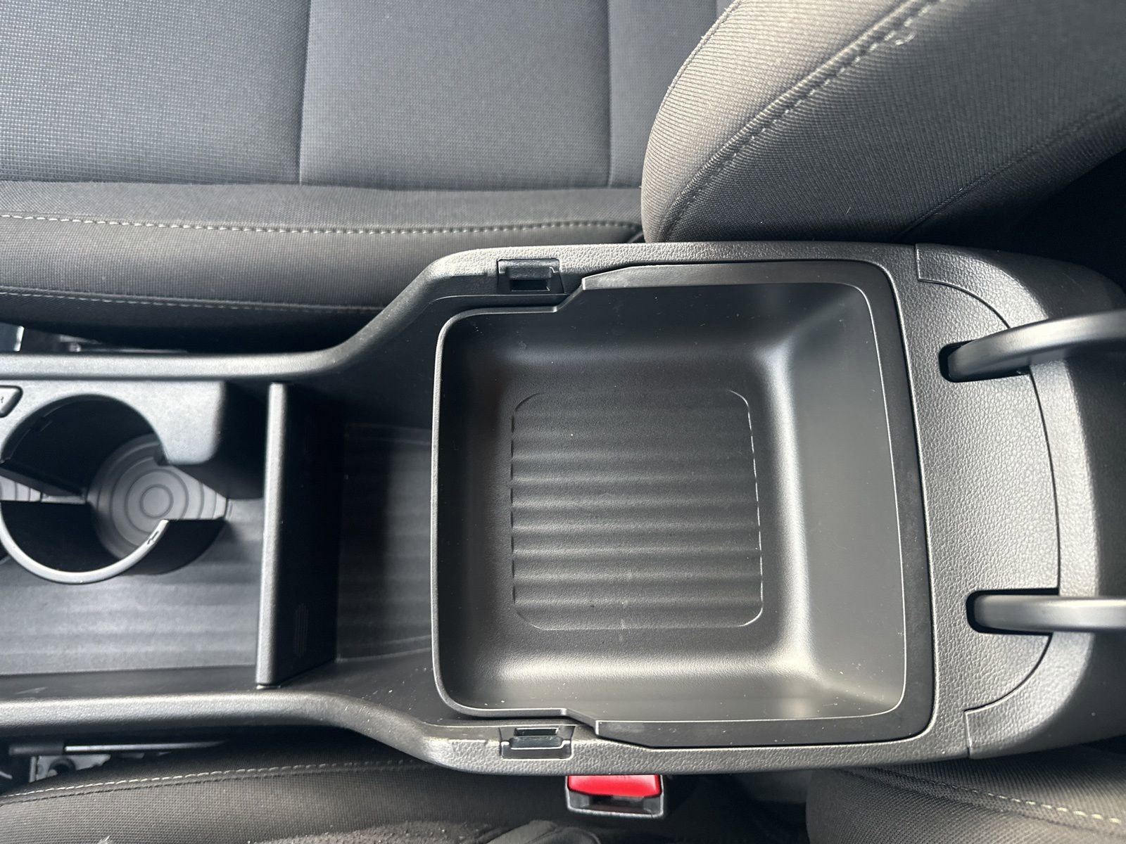 Used 2025 Hyundai Kona SEL image 30