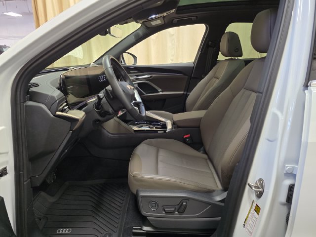 Used 2025 Audi Q5 Premium Plus AWD/4WD image 15