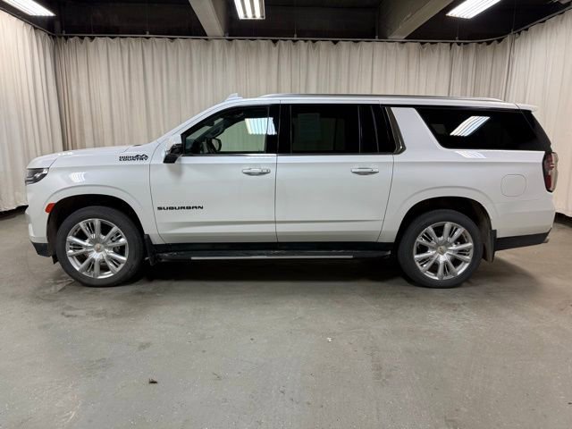 Used 2023 Chevrolet Suburban High Country AWD/4WD image 6