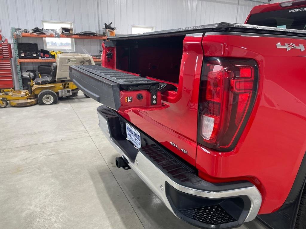 Used 2022 GMC Sierra 1500 SLE w/ Driver Alert Package II image 33