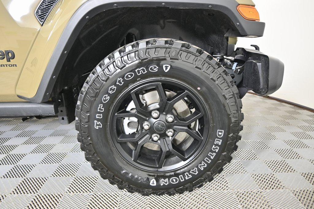 New 2025 Jeep Gladiator Willys image 12