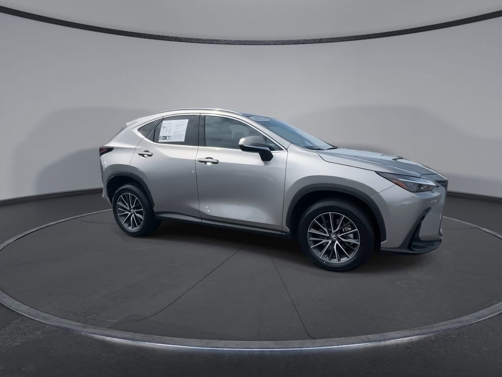 Used 2023 Lexus NX 350 AWD image 2