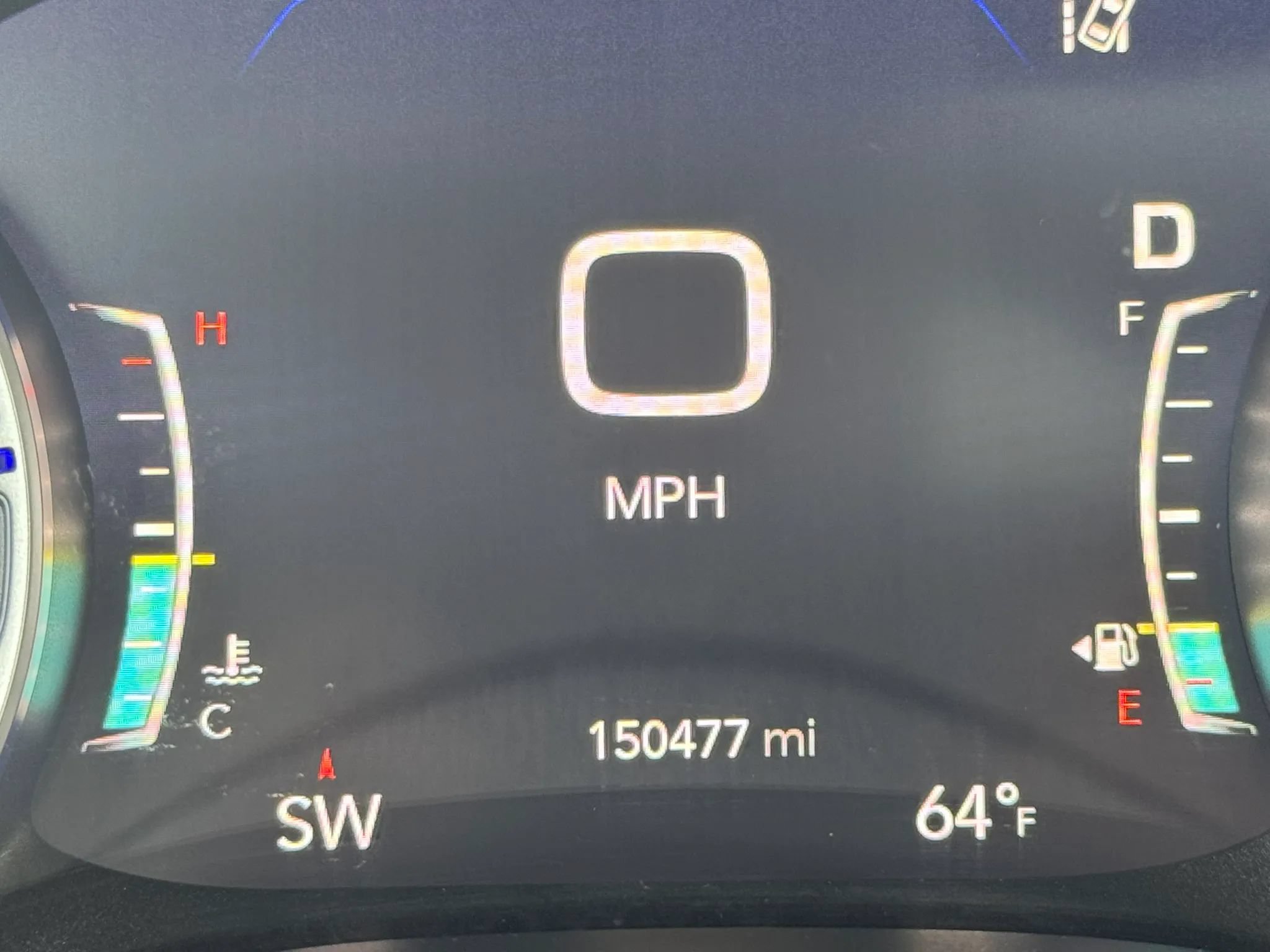 Used 2018 Chrysler Pacifica Limited w/ Tire & Wheel Group FWD image 63