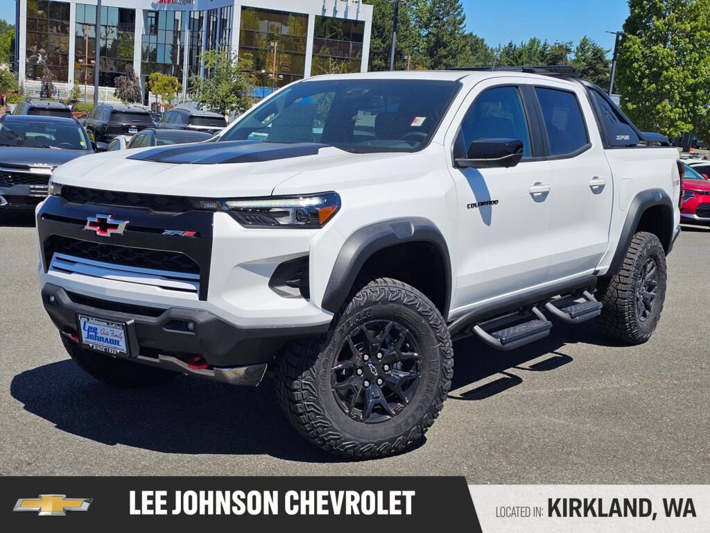 New 2026 Chevrolet Colorado ZR2 w/ Midnight Edition AWD/4WD image 1