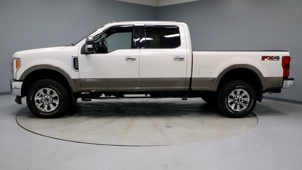 Used 2019 Ford F350 Lariat w/ Lariat Ultimate Package image 9